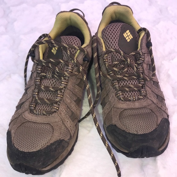 columbia omni grip hiking shoes